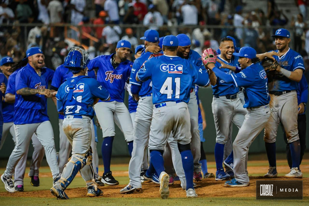 Tigres del Licey lanzan juego sin hit ni carrera en jornada histórica de LIDOM