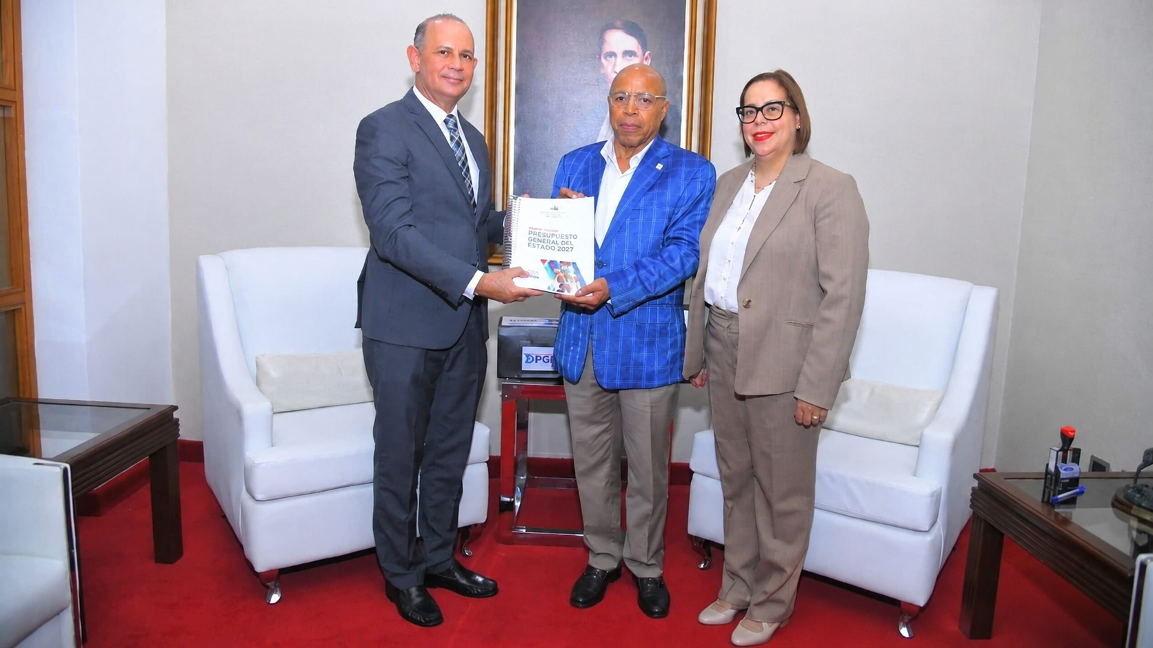 Poder Ejecutivo presenta al Congreso proyecto de Presupuesto 2027 por más de RD$2.08 billones
