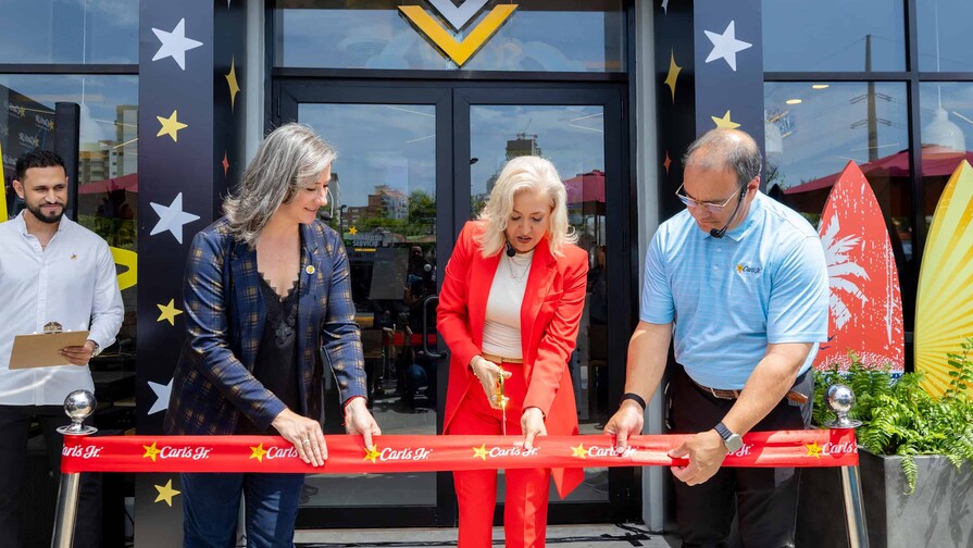 Carl’s Jr. inicia operaciones en República Dominicana con local en Galería 360