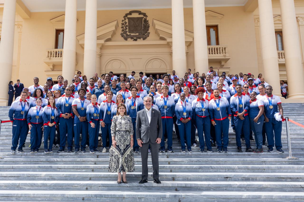 Gobierno incorporará al PARNI a medallistas de Santo Domingo 2026 y duplicará fondos del programa