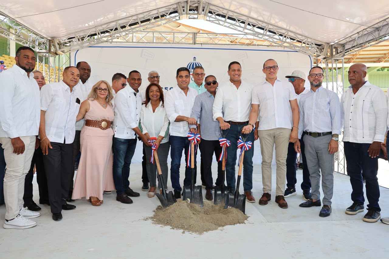 Inician reconstrucción del estadio Hermanos Suárez con inversión de RD$75.9 millones