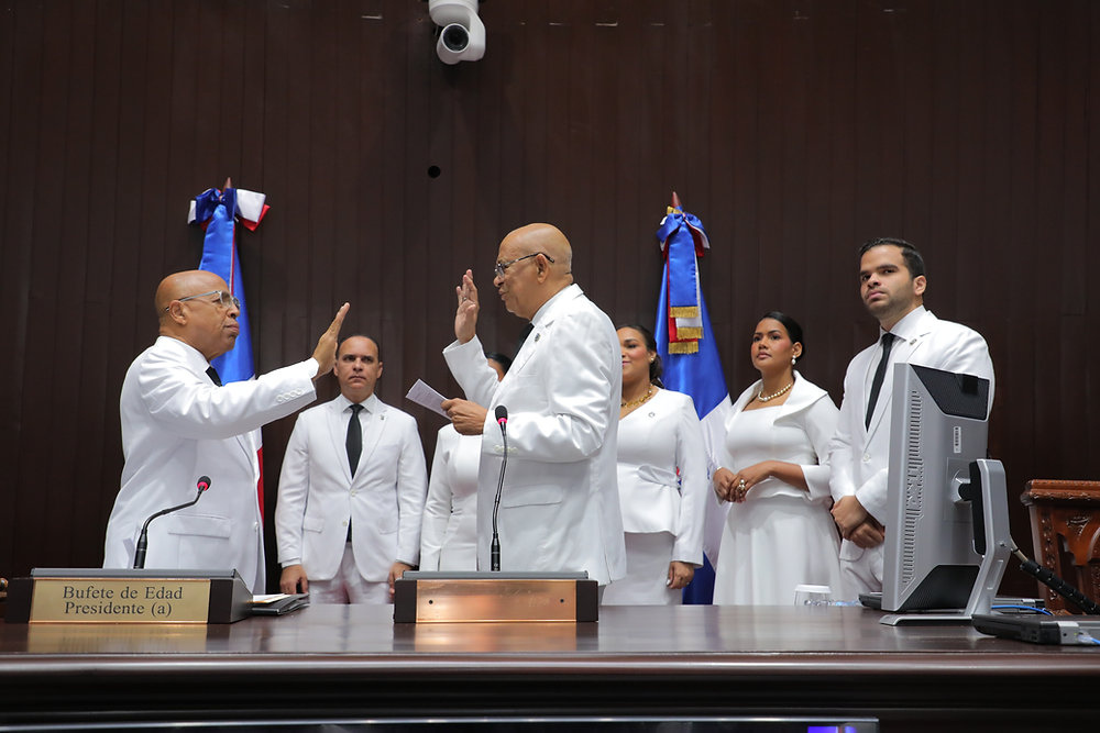 Alfredo Pacheco seguirá al frente de la Cámara de Diputados durante el período 2026-2027