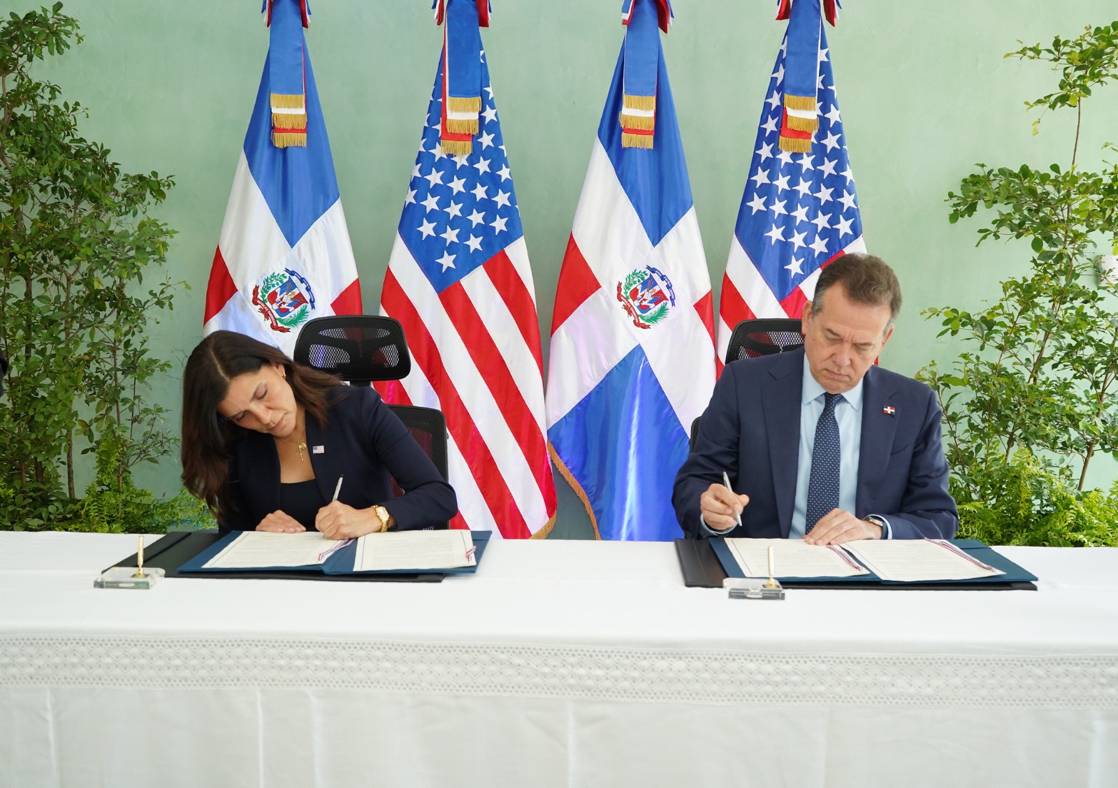 República Dominicana y Estados Unidos trazan cooperación sobre minerales críticos y tierras raras