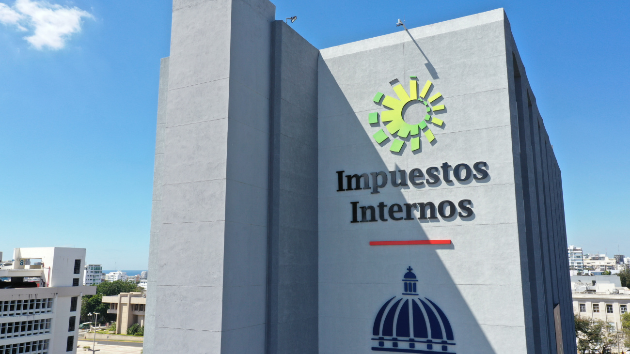 DGII exigirá facturación electrónica exclusiva a grandes locales y medianos contribuyentes desde noviembre