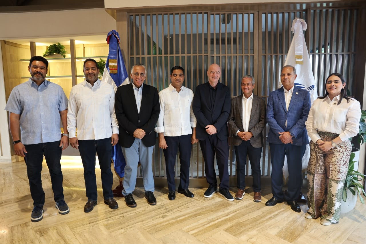 República Dominicana recibe a líderes de FIFA y Concacaf para reunión del fútbol caribeño